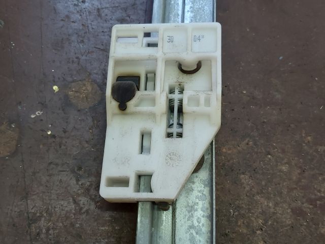 bontott CITROËN C3 Jobb hátsó Ablakemelő Szerkezet (Mechanikus)