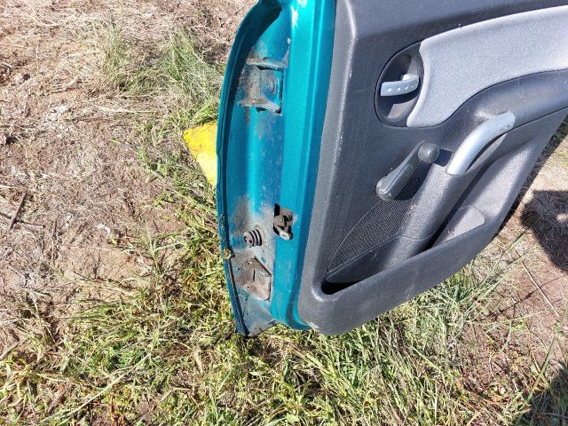 bontott CITROËN C3 Jobb hátsó Ajtó (Részeivel)