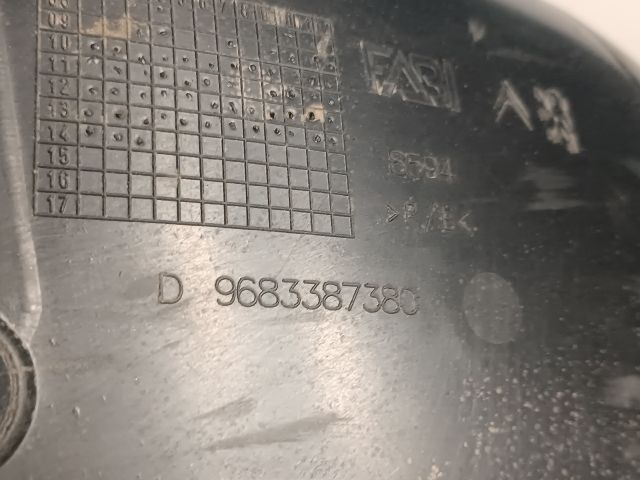 bontott CITROËN C3 Jobb hátsó Dobbetét (Kerékjárati, Műanyag)