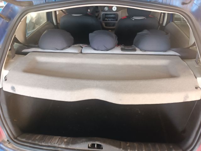 bontott CITROËN C3 Jobb hátsó Gumikéder