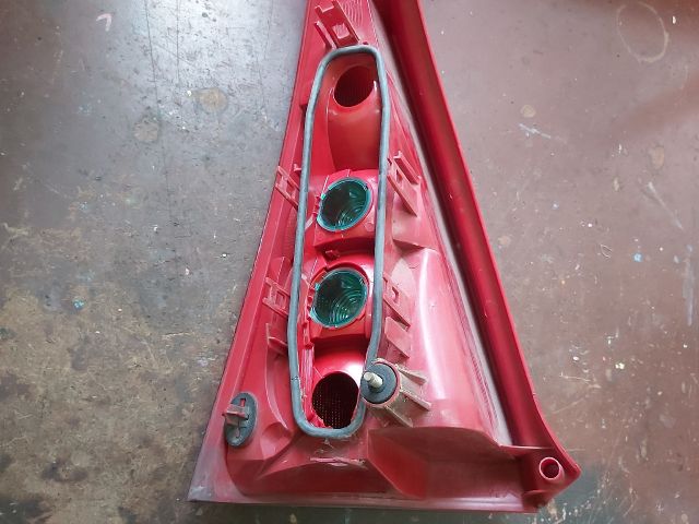 bontott CITROËN C3 Jobb Hátsó Lámpa