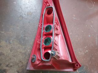 bontott CITROËN C3 Jobb Hátsó Lámpa