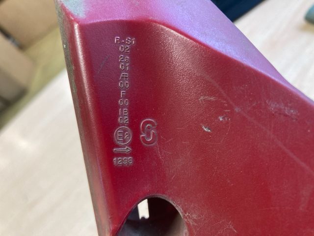 bontott CITROËN C3 Jobb Hátsó Lámpa