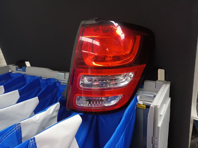 bontott CITROËN C3 Jobb Hátsó Lámpa