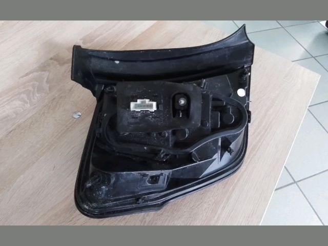 bontott CITROËN C3 Jobb Hátsó Lámpa