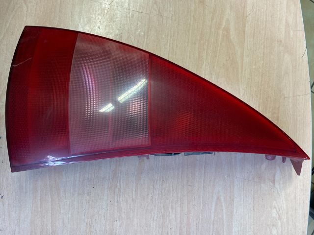 bontott CITROËN C3 Jobb Hátsó Lámpa