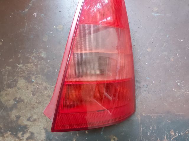 bontott CITROËN C3 Jobb Hátsó Lámpa