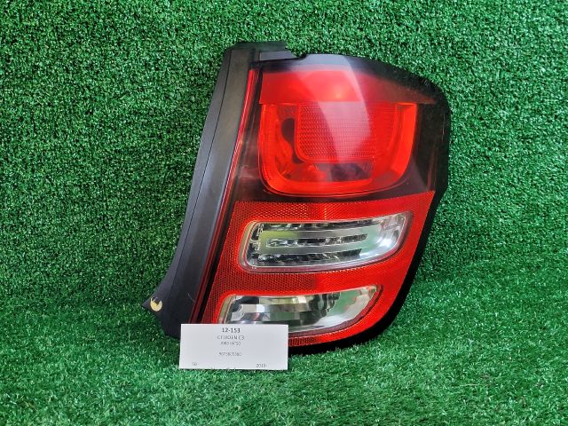 bontott CITROËN C3 Jobb Külső Hátsó Lámpa
