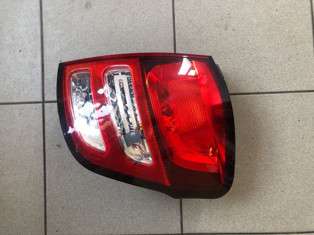 bontott CITROËN C3 Jobb Külső Hátsó Lámpa