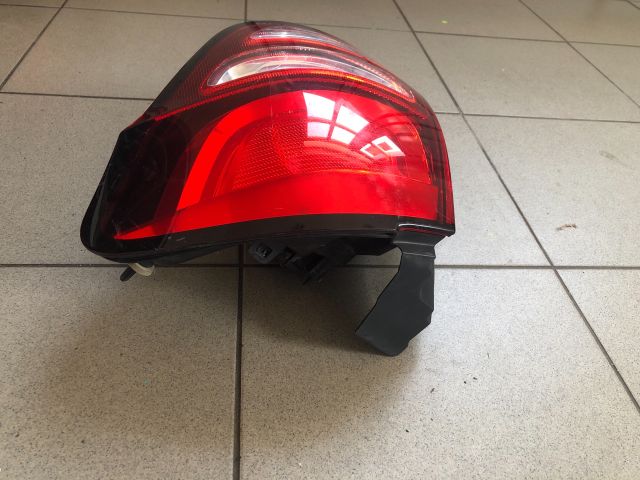 bontott CITROËN C3 Jobb Külső Hátsó Lámpa