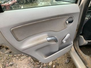 bontott CITROËN C3 Kalaptartó