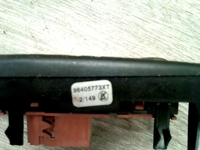 bontott CITROËN C3 Kapcsoló (Magában)