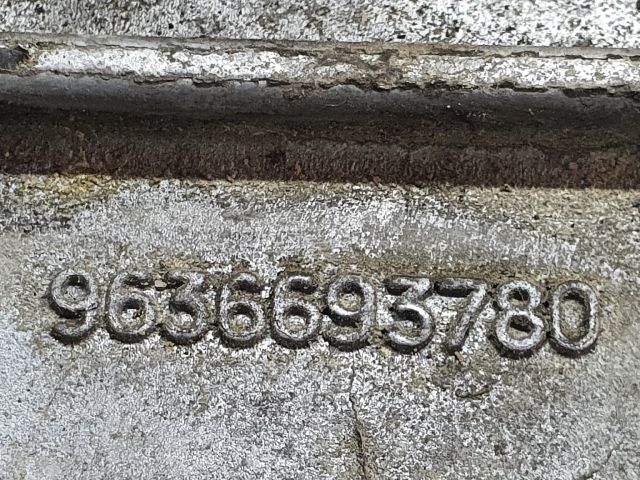 bontott CITROËN C3 Klíma Tartó Bak