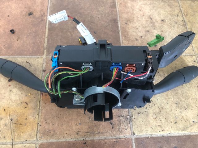 bontott CITROËN C3 Komplett Kormánykapcsoló (Bajuszkapcsoló)