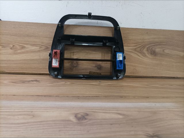 bontott CITROËN C3 Középkonzol Keret