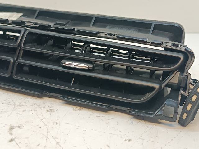 bontott CITROËN C3 Középső Szellőző