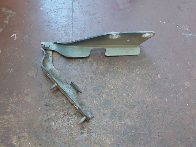 bontott CITROËN C3 Motorháztető Bal Zsanér