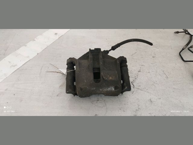 bontott CITROËN C3 PICASSO Bal első Féknyereg Munkahengerrel