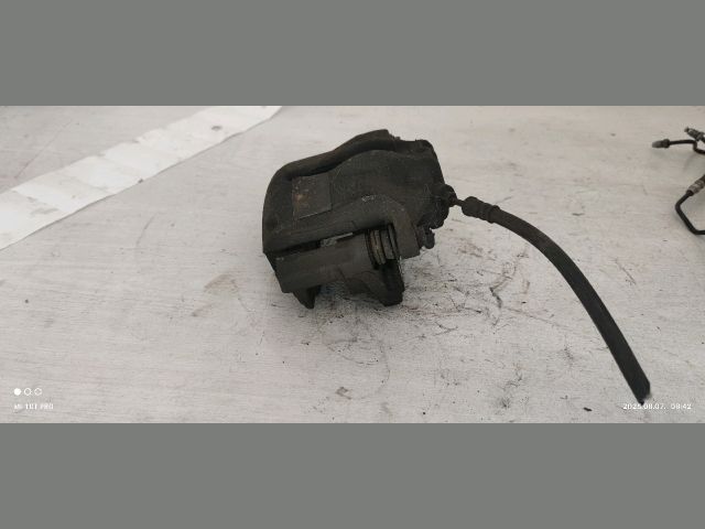 bontott CITROËN C3 PICASSO Bal első Féknyereg Munkahengerrel