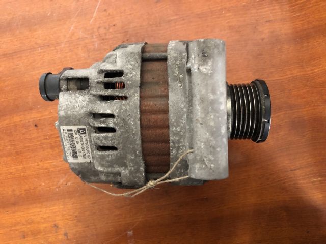 bontott CITROËN C3 PICASSO Generátor