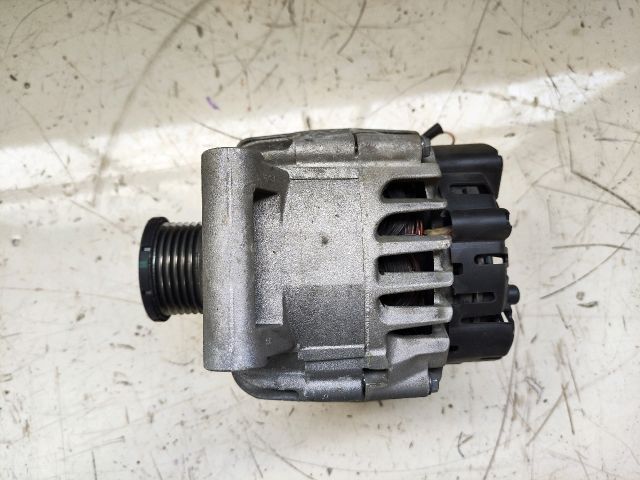 bontott CITROËN C3 PICASSO Generátor