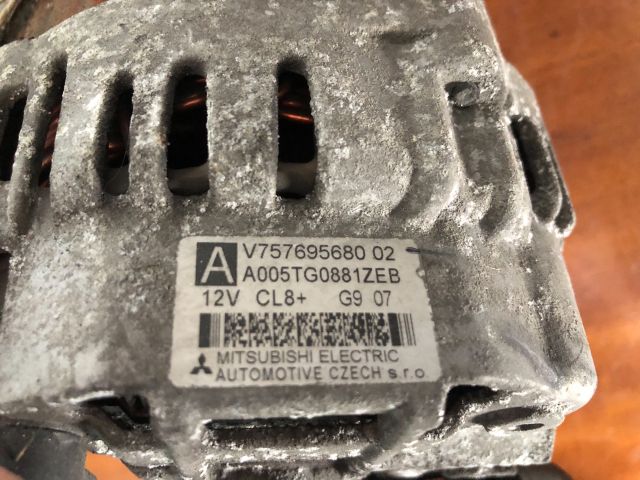 bontott CITROËN C3 PICASSO Generátor