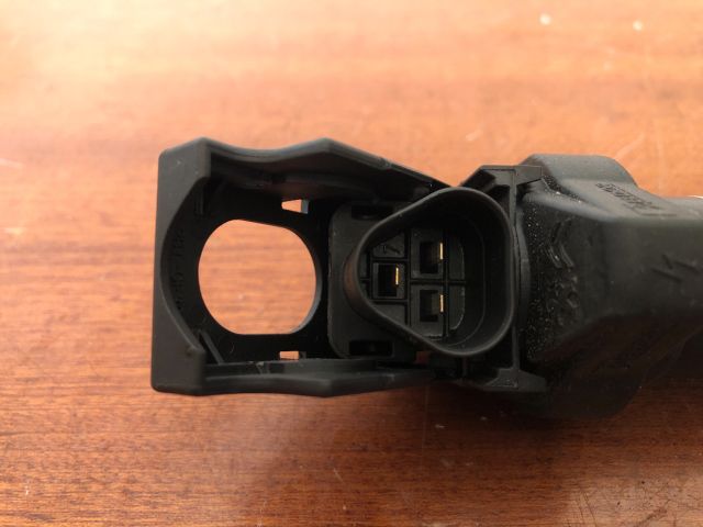 bontott CITROËN C3 PICASSO Gyújtótrafó