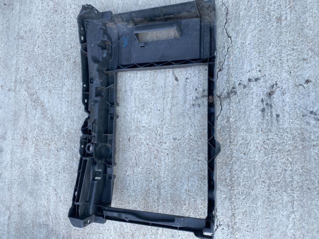 bontott CITROËN C3 PICASSO Homlokfal (Üres lemez)