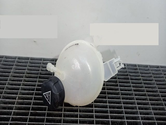 bontott CITROËN C3 PICASSO Kiegyenlítő Tartály