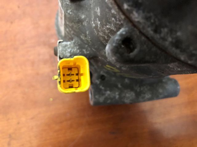 bontott CITROËN C3 PICASSO Klímakompresszor