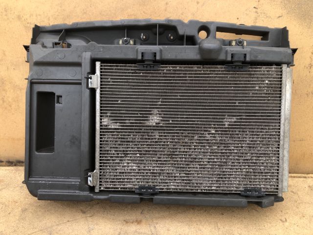 bontott CITROËN C3 PICASSO Komplett Homlokfal (Részeivel)