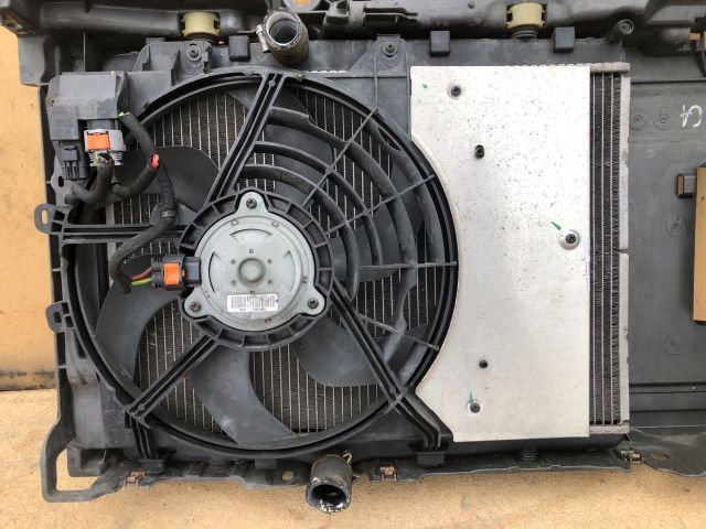 bontott CITROËN C3 PICASSO Komplett Homlokfal (Részeivel)