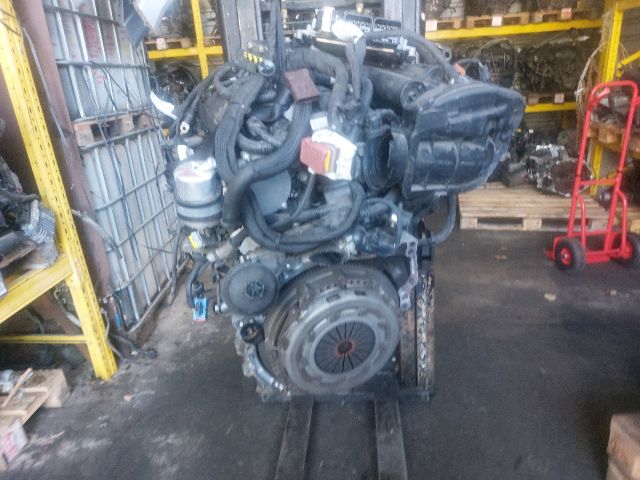 bontott CITROËN C3 PICASSO Komplett Motor (Segédberendezésekkel)