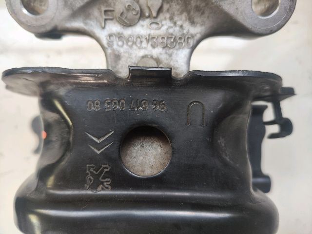 bontott CITROËN C3 PICASSO Motor Tartó Bak (Fém)