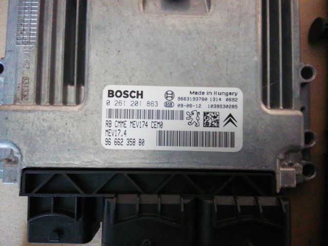 bontott CITROËN C3 PICASSO Motorvezérlő