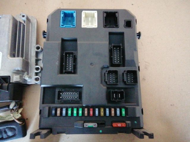 bontott CITROËN C3 PICASSO Motorvezérlő