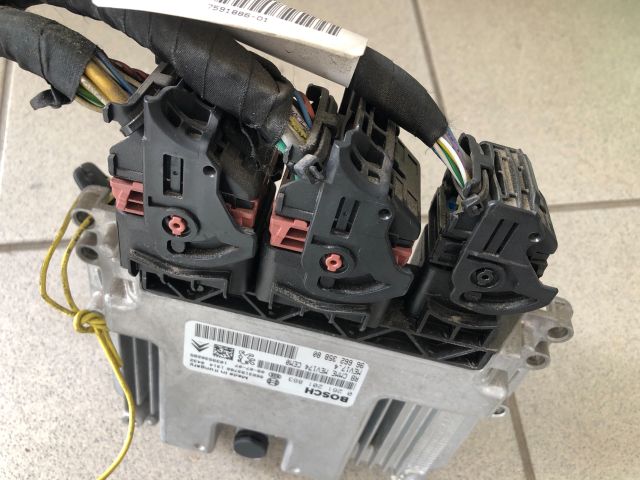 bontott CITROËN C3 PICASSO Motorvezérlő