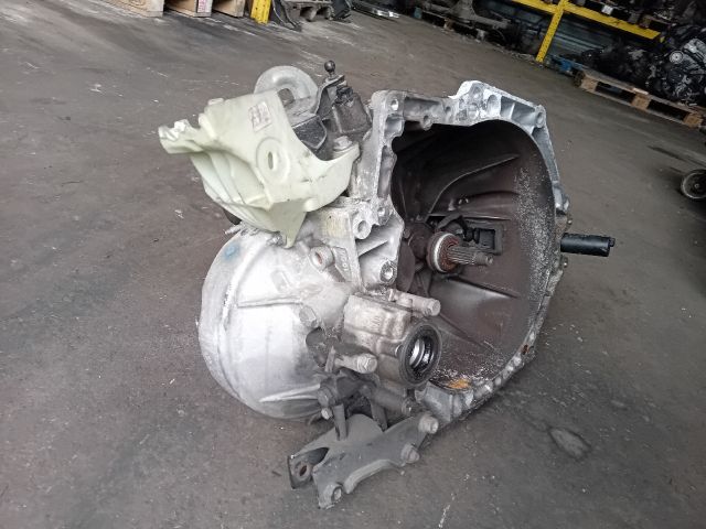bontott CITROËN C3 PICASSO Váltó (Mechanikus)