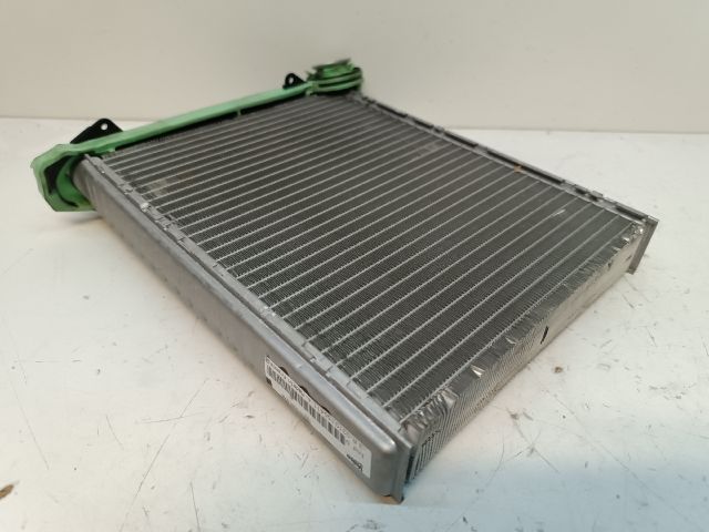 bontott CITROËN C3 PICASSO Fűtőradiátor