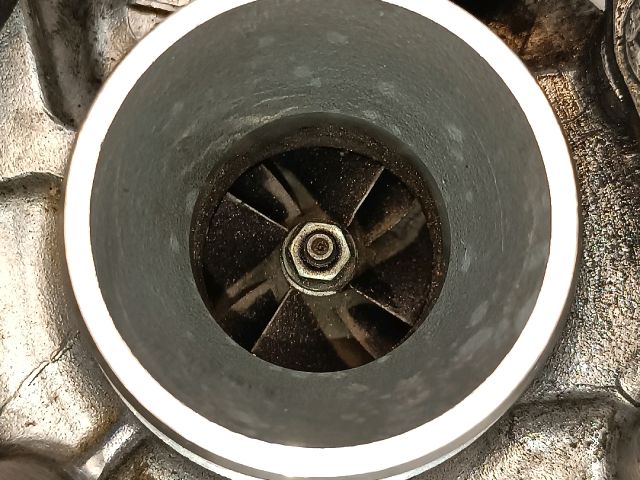 bontott CITROËN C3 PICASSO Turbó