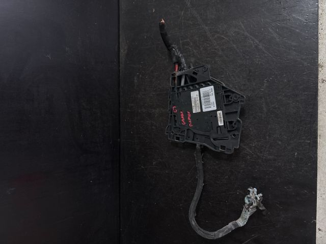 bontott CITROËN C3 PICASSO Biztosítéktábla Motortér