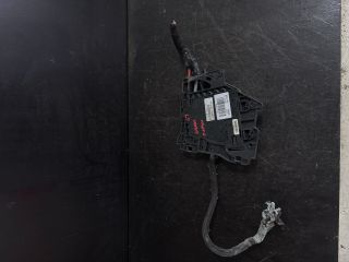 bontott CITROËN C3 PICASSO Biztosítéktábla Motortér