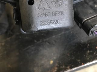 bontott CITROËN C3 PICASSO Fojtószelep (Elektromos)