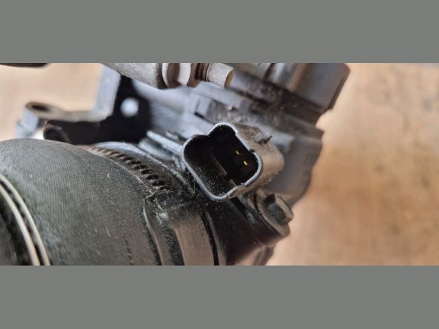 bontott CITROËN C3 PICASSO Fojtószelep (Elektromos)