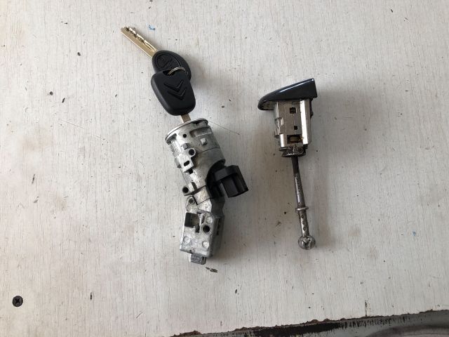 bontott CITROËN C3 PICASSO Gyújtáskapcsoló