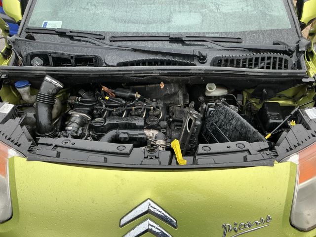 bontott CITROËN C3 PICASSO Komplett Homlokfal (Részeivel)