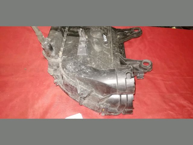 bontott CITROËN C3 PICASSO Légszűrő Ház