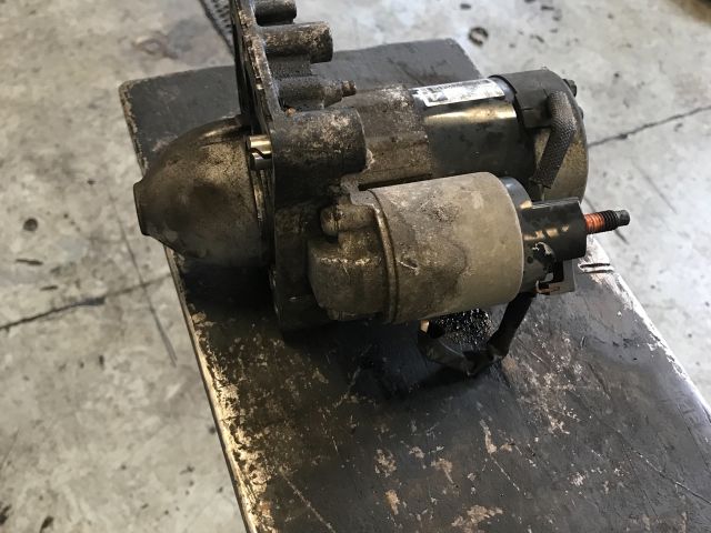 bontott CITROËN C3 PICASSO Önindító