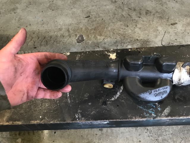 bontott CITROËN C3 PICASSO Turbócső