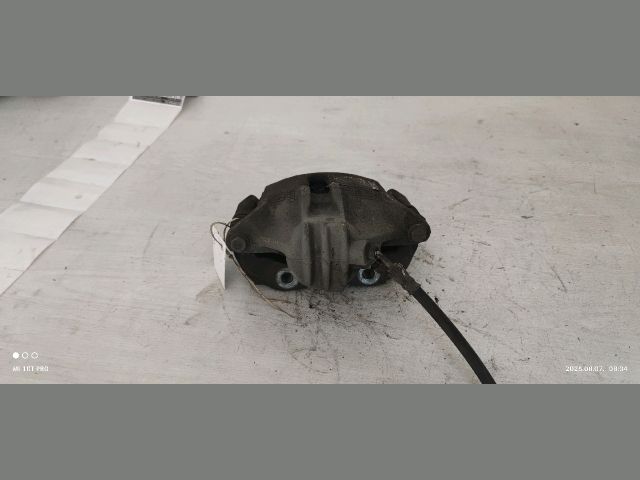 bontott CITROËN C3 PICASSO Jobb első Féknyereg Munkahengerrel